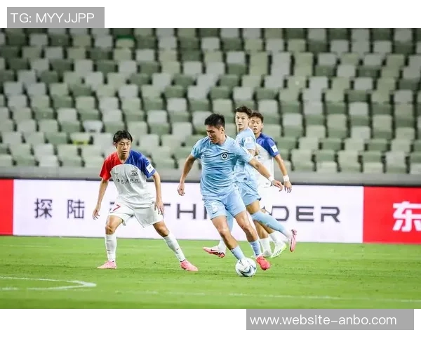 格拉斯纳谈足总杯与社区盾双冠称密集赛程无暇考虑未来