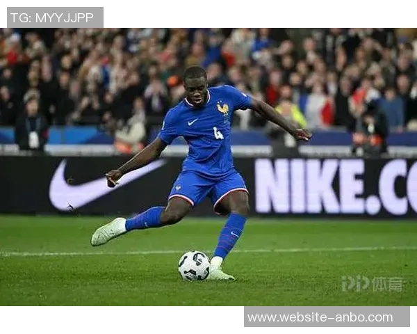 于帕梅卡诺向拜仁提出续约要求拜仁难以完全满足其条件